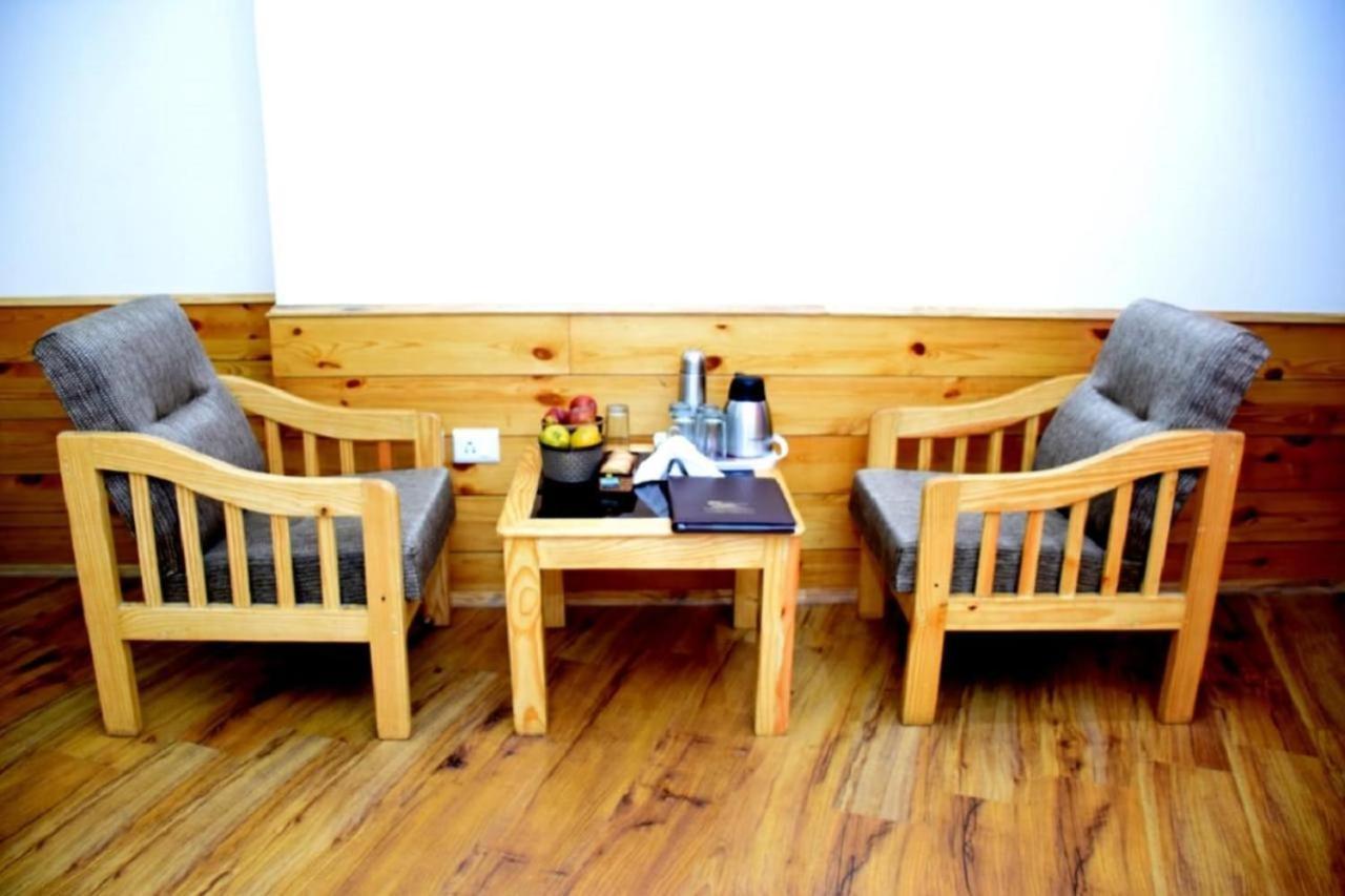 Hotel Nirmal Chhaya Manāli Екстериор снимка
