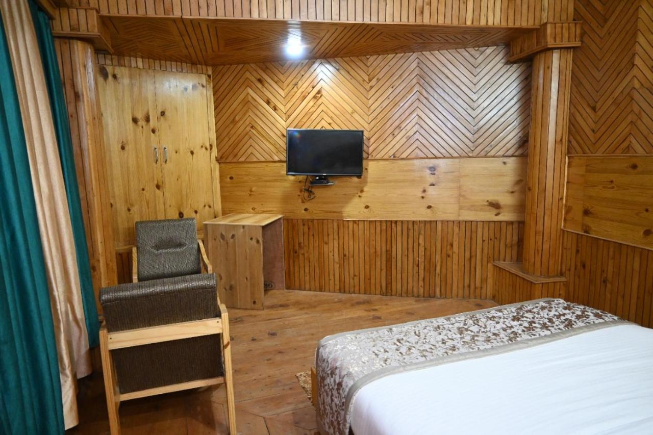 Hotel Nirmal Chhaya Manāli Екстериор снимка
