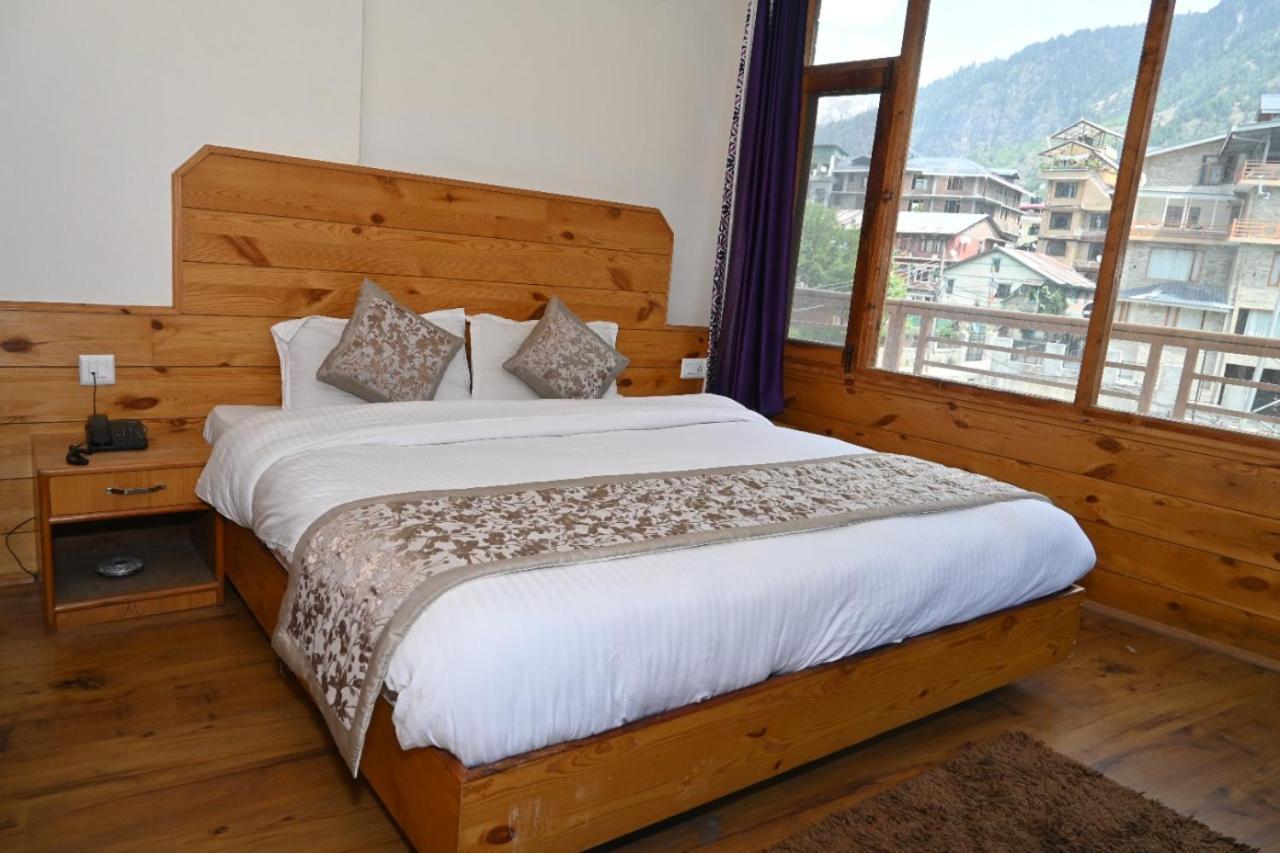 Hotel Nirmal Chhaya Manāli Екстериор снимка