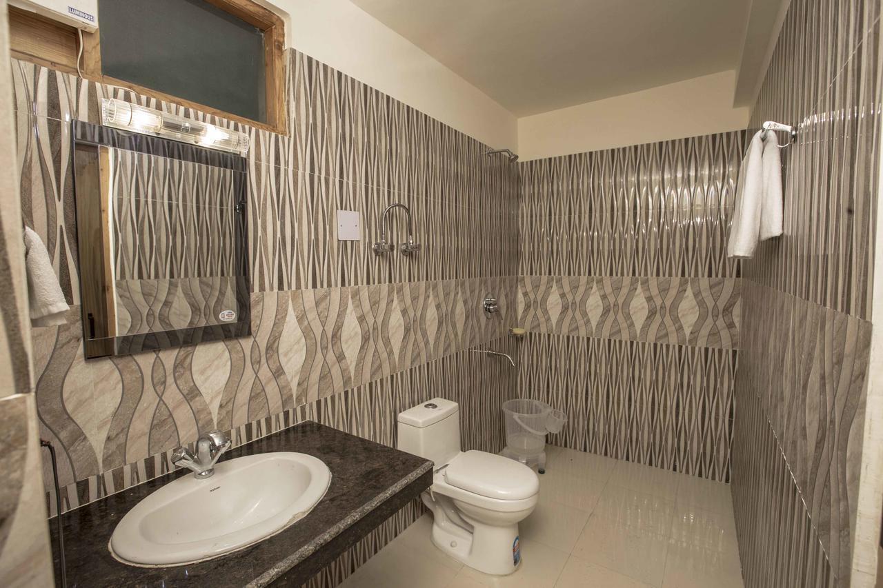 Hotel Nirmal Chhaya Manāli Екстериор снимка
