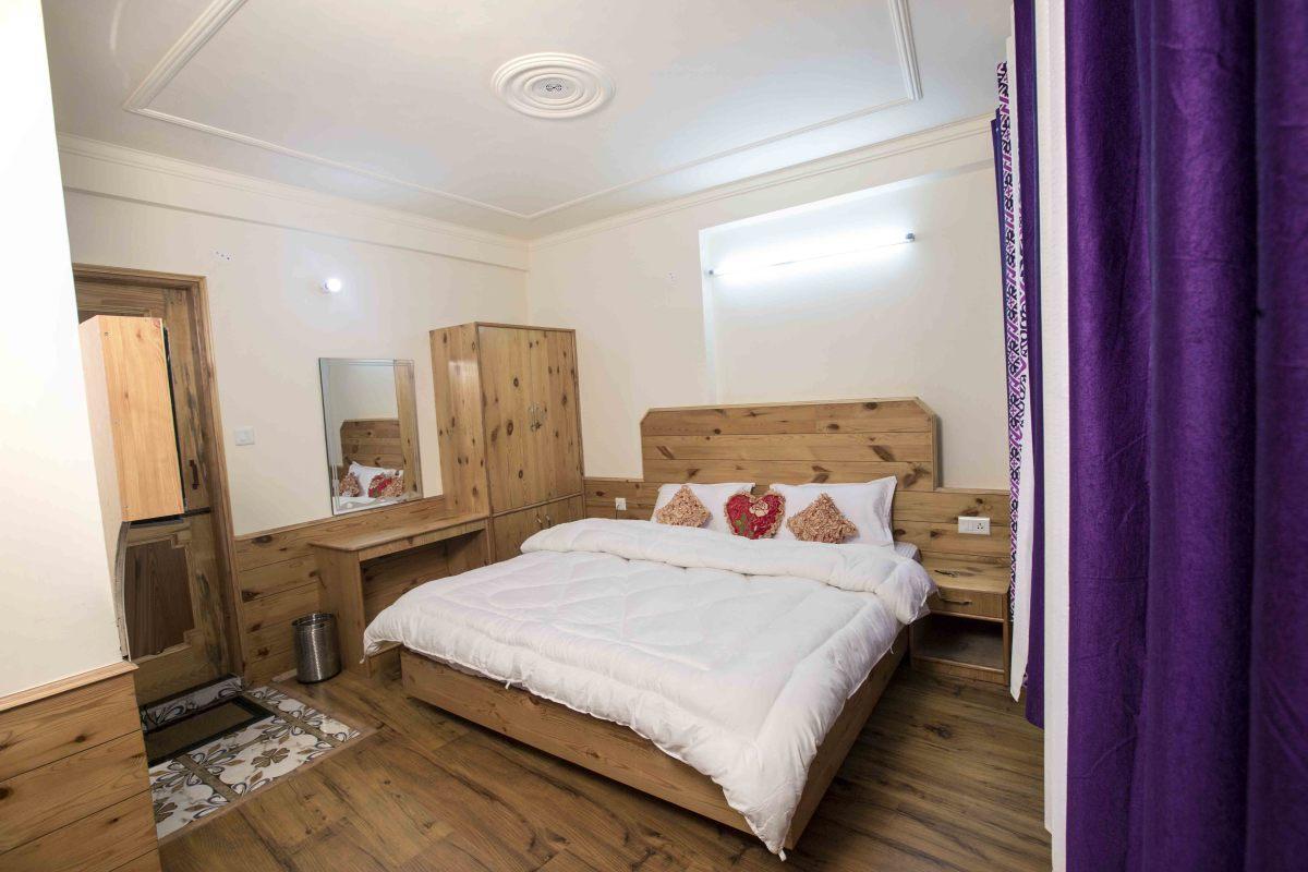 Hotel Nirmal Chhaya Manāli Екстериор снимка